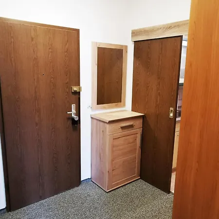 דירה Oeffingener *